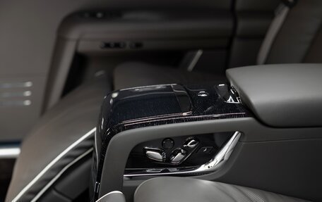 Rolls-Royce Ghost Series II рестайлинг, 2026 год, 68 351 104 рублей, 24 фотография