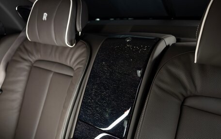 Rolls-Royce Ghost Series II рестайлинг, 2026 год, 68 351 104 рублей, 27 фотография