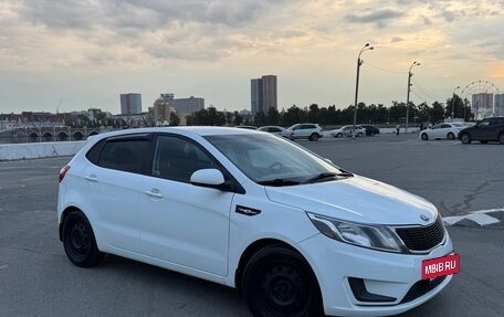KIA Rio III рестайлинг, 2013 год, 900 000 рублей, 2 фотография