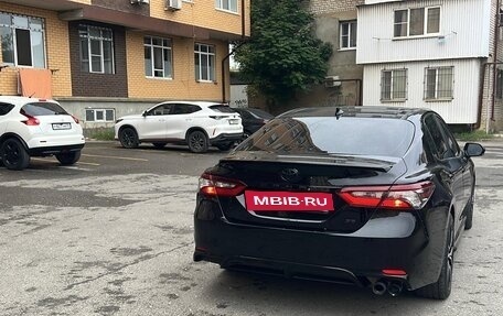 Toyota Camry, 2022 год, 2 500 000 рублей, 11 фотография