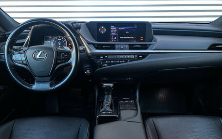 Lexus ES VII, 2020 год, 3 999 000 рублей, 15 фотография