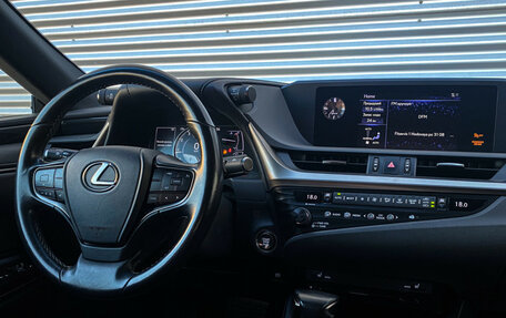Lexus ES VII, 2020 год, 3 999 000 рублей, 13 фотография