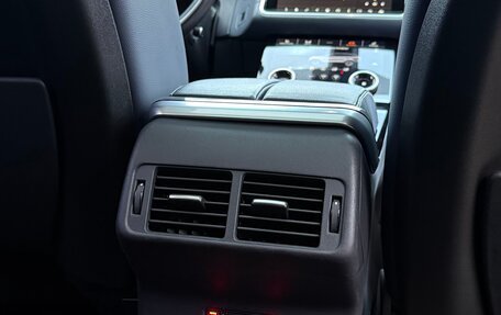 Land Rover Range Rover Velar I, 2020 год, 5 250 000 рублей, 28 фотография