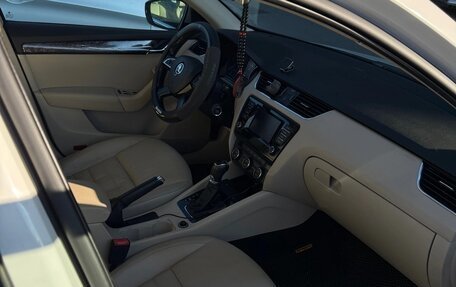 Skoda Octavia, 2013 год, 1 500 000 рублей, 9 фотография