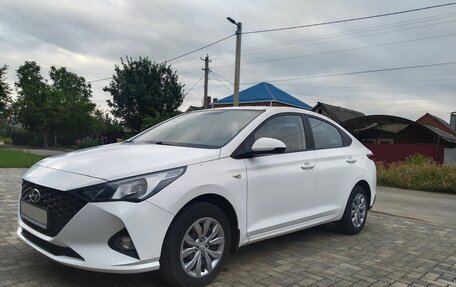 Hyundai Solaris II рестайлинг, 2021 год, 1 430 000 рублей, 8 фотография