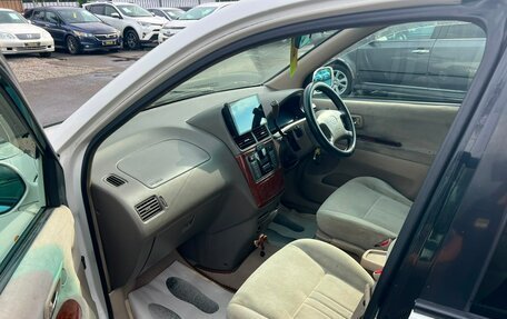 Toyota Gaia, 2002 год, 709 000 рублей, 10 фотография