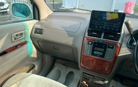 Toyota Gaia, 2002 год, 709 000 рублей, 17 фотография