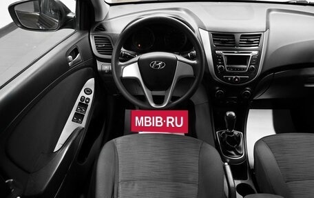 Hyundai Solaris II рестайлинг, 2016 год, 795 000 рублей, 11 фотография