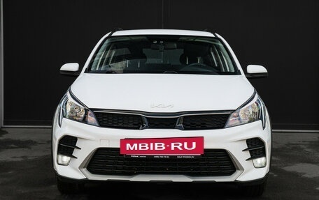 KIA Rio IV, 2021 год, 1 699 000 рублей, 2 фотография
