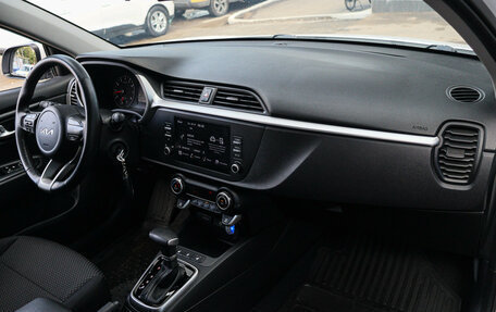 KIA Rio IV, 2021 год, 1 699 000 рублей, 7 фотография