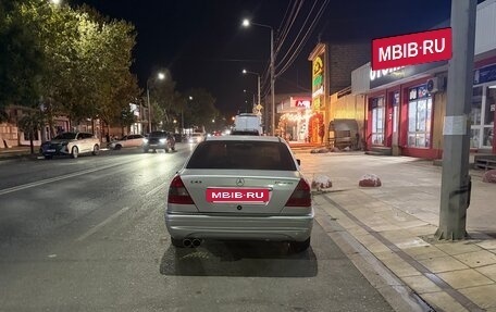 Mercedes-Benz C-Класс, 1996 год, 390 000 рублей, 3 фотография