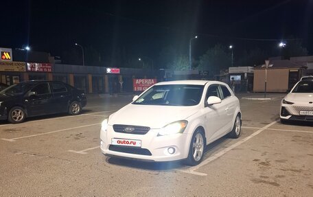KIA cee'd I рестайлинг, 2009 год, 700 000 рублей, 5 фотография