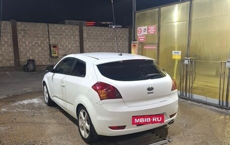 KIA cee'd I рестайлинг, 2009 год, 700 000 рублей, 4 фотография