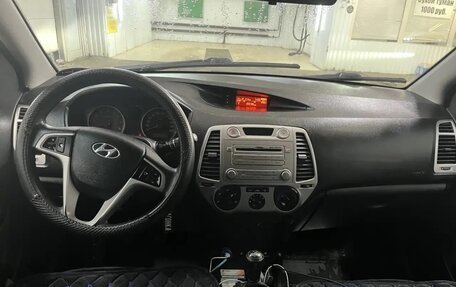Hyundai i20 IB рестайлинг, 2010 год, 320 000 рублей, 7 фотография
