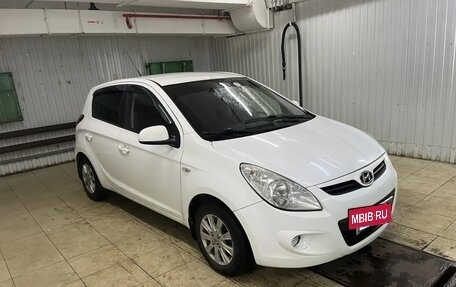 Hyundai i20 IB рестайлинг, 2010 год, 320 000 рублей, 5 фотография