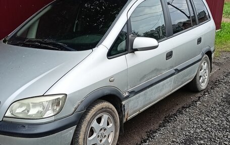 Opel Zafira A рестайлинг, 2002 год, 300 000 рублей, 2 фотография