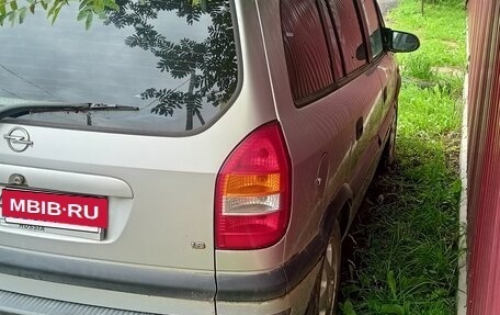 Opel Zafira A рестайлинг, 2002 год, 300 000 рублей, 4 фотография