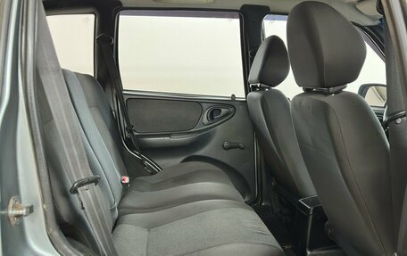 Chevrolet Niva I рестайлинг, 2011 год, 410 000 рублей, 10 фотография