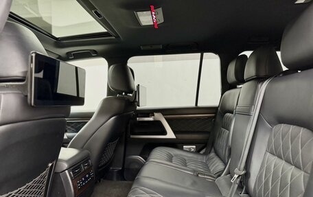 Toyota Land Cruiser 200, 2018 год, 7 400 000 рублей, 12 фотография
