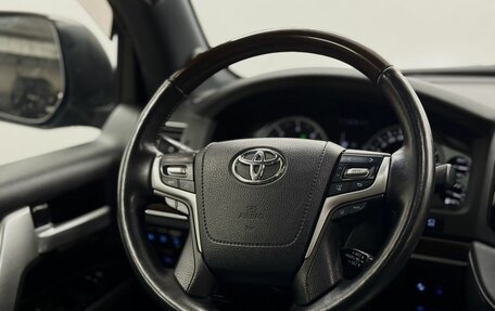 Toyota Land Cruiser 200, 2018 год, 7 400 000 рублей, 24 фотография