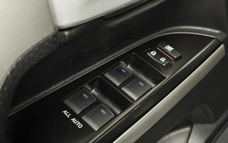 Toyota Land Cruiser 200, 2018 год, 7 400 000 рублей, 20 фотография