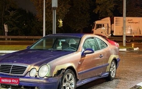 Mercedes-Benz CLK-Класс, 1998 год, 300 000 рублей, 1 фотография