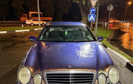 Mercedes-Benz CLK-Класс, 1998 год, 300 000 рублей, 4 фотография