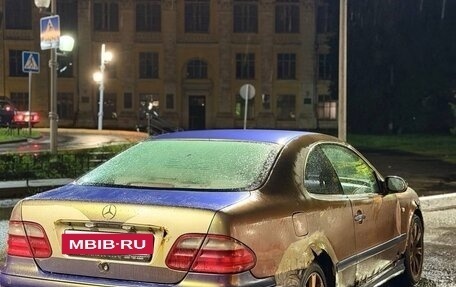 Mercedes-Benz CLK-Класс, 1998 год, 300 000 рублей, 8 фотография