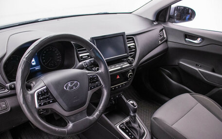 Hyundai Solaris II рестайлинг, 2020 год, 1 680 000 рублей, 9 фотография