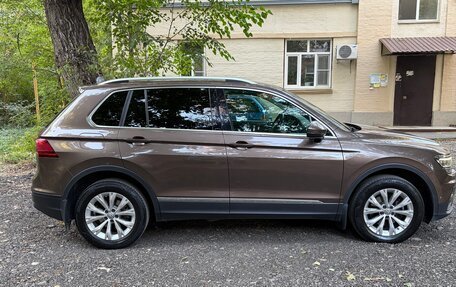 Volkswagen Tiguan II, 2018 год, 2 100 000 рублей, 3 фотография