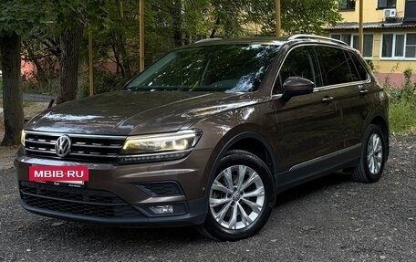 Volkswagen Tiguan II, 2018 год, 2 100 000 рублей, 2 фотография