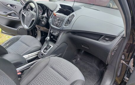 Opel Zafira C рестайлинг, 2013 год, 800 000 рублей, 13 фотография