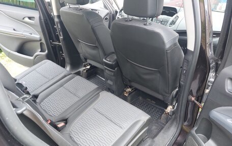 Opel Zafira C рестайлинг, 2013 год, 800 000 рублей, 14 фотография