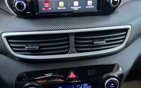 Hyundai Tucson III, 2019 год, 2 180 000 рублей, 9 фотография