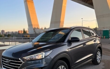 Hyundai Tucson III, 2019 год, 2 180 000 рублей, 2 фотография