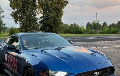 Ford Mustang VI рестайлинг, 2018 год, 2 550 000 рублей, 2 фотография