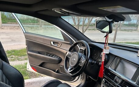 KIA Optima IV, 2017 год, 2 000 000 рублей, 13 фотография