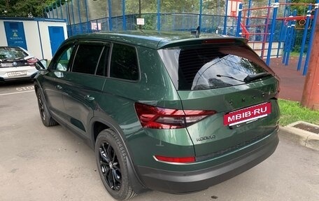 Skoda Kodiaq I, 2021 год, 2 300 000 рублей, 2 фотография