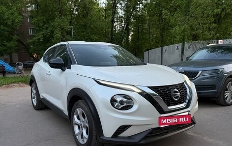 Nissan Juke II, 2019 год, 1 800 000 рублей, 2 фотография