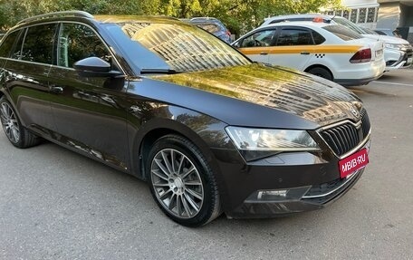 Skoda Superb III рестайлинг, 2017 год, 1 800 000 рублей, 3 фотография
