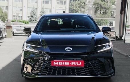 Toyota Camry, 2025 год, 3 980 000 рублей, 2 фотография