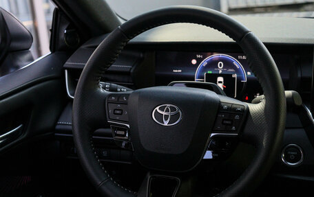 Toyota Camry, 2025 год, 3 980 000 рублей, 11 фотография
