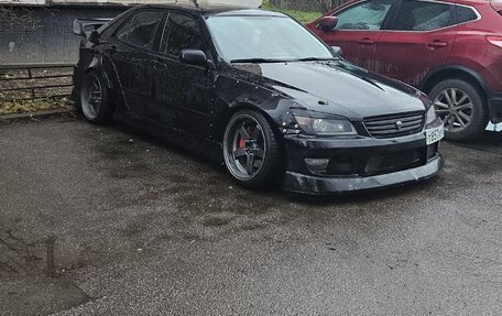Lexus IS II рестайлинг 2, 1999 год, 1 050 000 рублей, 3 фотография