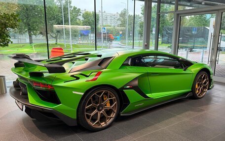 Lamborghini Aventador I рестайлинг, 2020 год, 58 000 000 рублей, 11 фотография