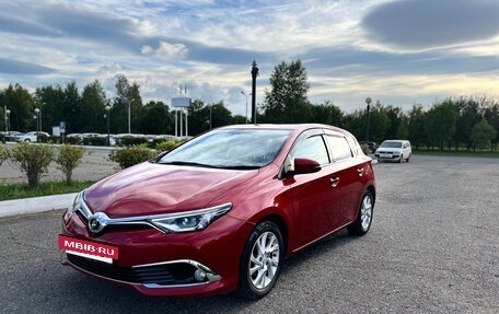 Toyota Auris II, 2016 год, 980 000 рублей, 4 фотография