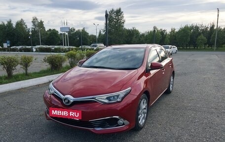 Toyota Auris II, 2016 год, 980 000 рублей, 10 фотография