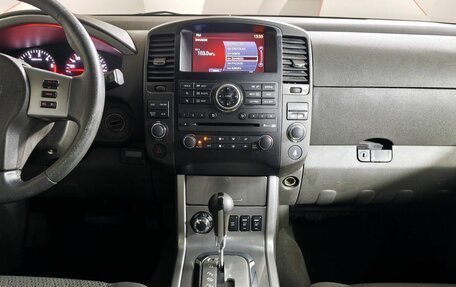 Nissan Pathfinder, 2010 год, 1 119 000 рублей, 15 фотография