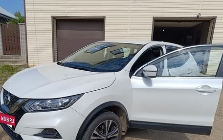 Nissan Qashqai, 2022 год, 2 790 000 рублей, 2 фотография