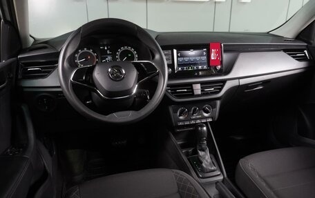 Skoda Rapid II, 2020 год, 1 384 000 рублей, 6 фотография