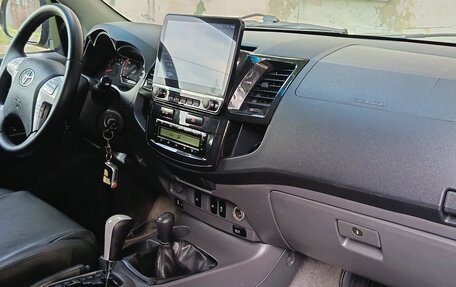 Toyota Hilux VII, 2013 год, 2 250 000 рублей, 12 фотография